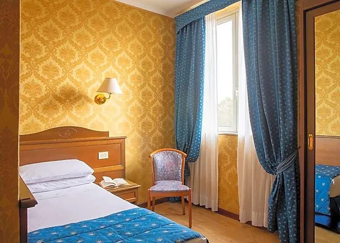 Montecarlo Ξενοδοχείο 3*