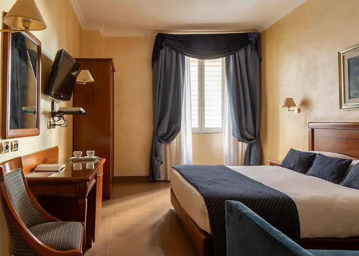 Ξενοδοχείο Montecarlo 3*